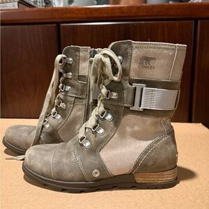 Sorel Women's Major Carly Combat Boots